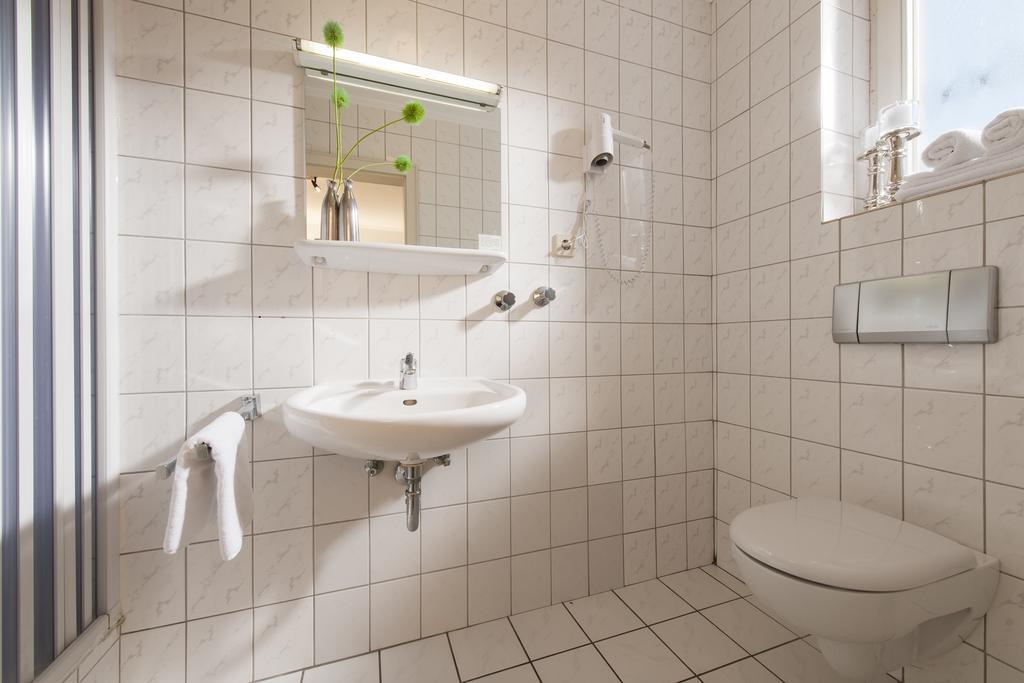 Hotel Buergerhof 쾰른 객실 사진